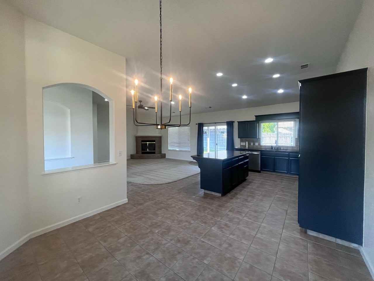 2044 Stagecoach Pl - Photo 7 of 20