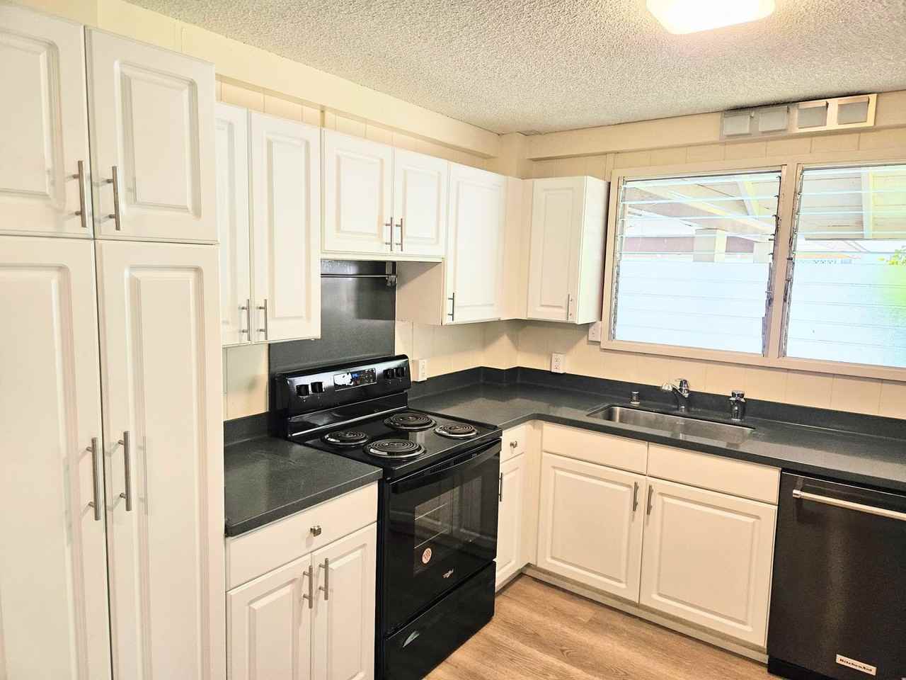 1531 Ala Aolani St - Photo 2 of 12