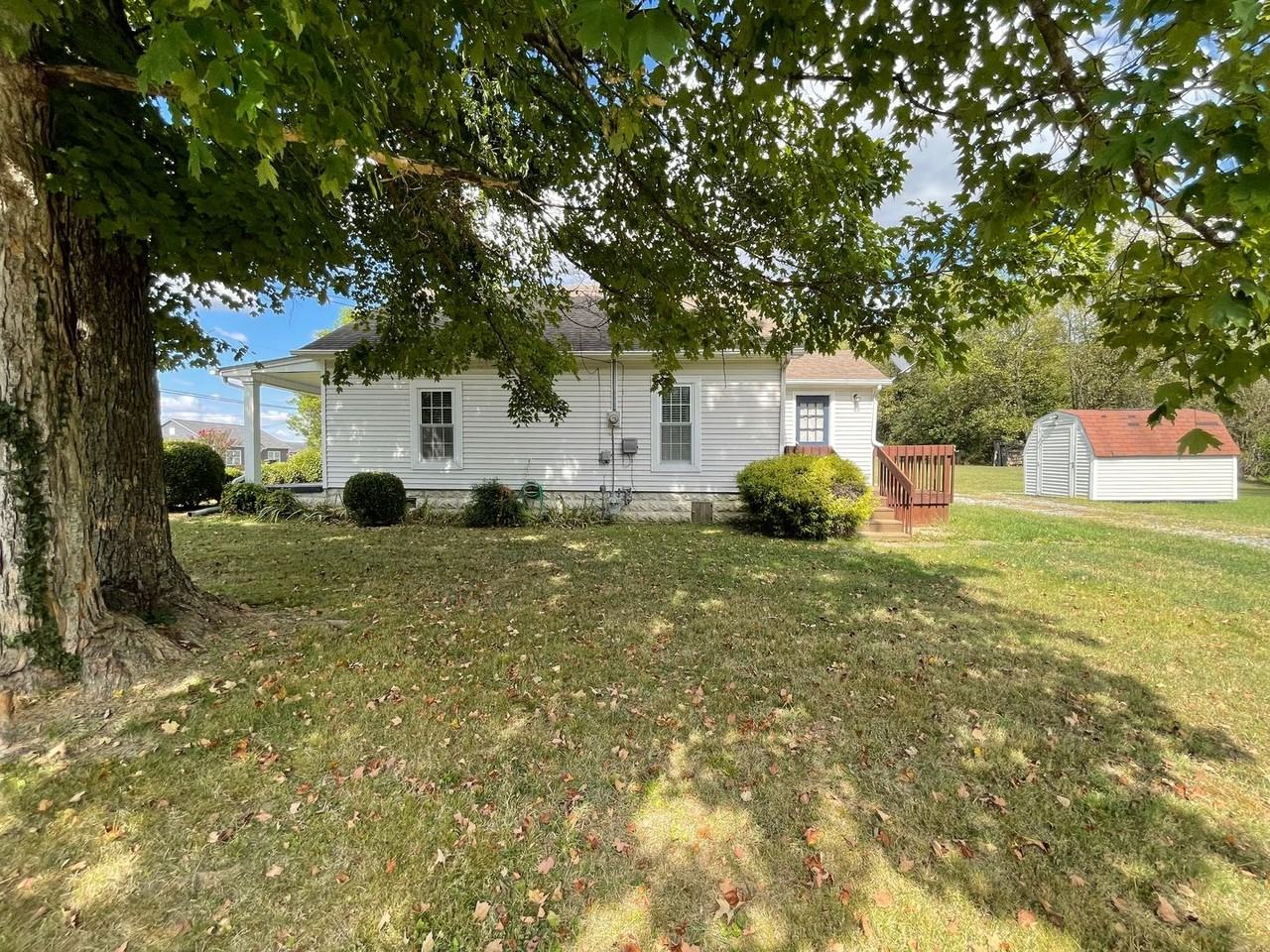 171 Aspen St - Photo 3 of 23