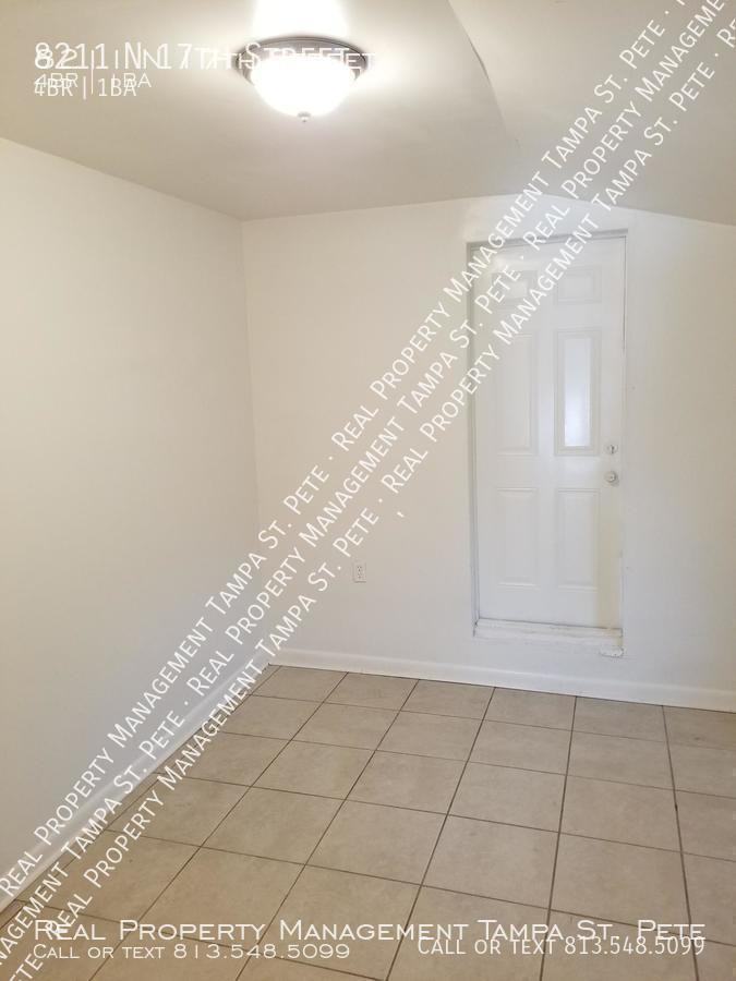 8211 N 17th St - Photo 2 of 15