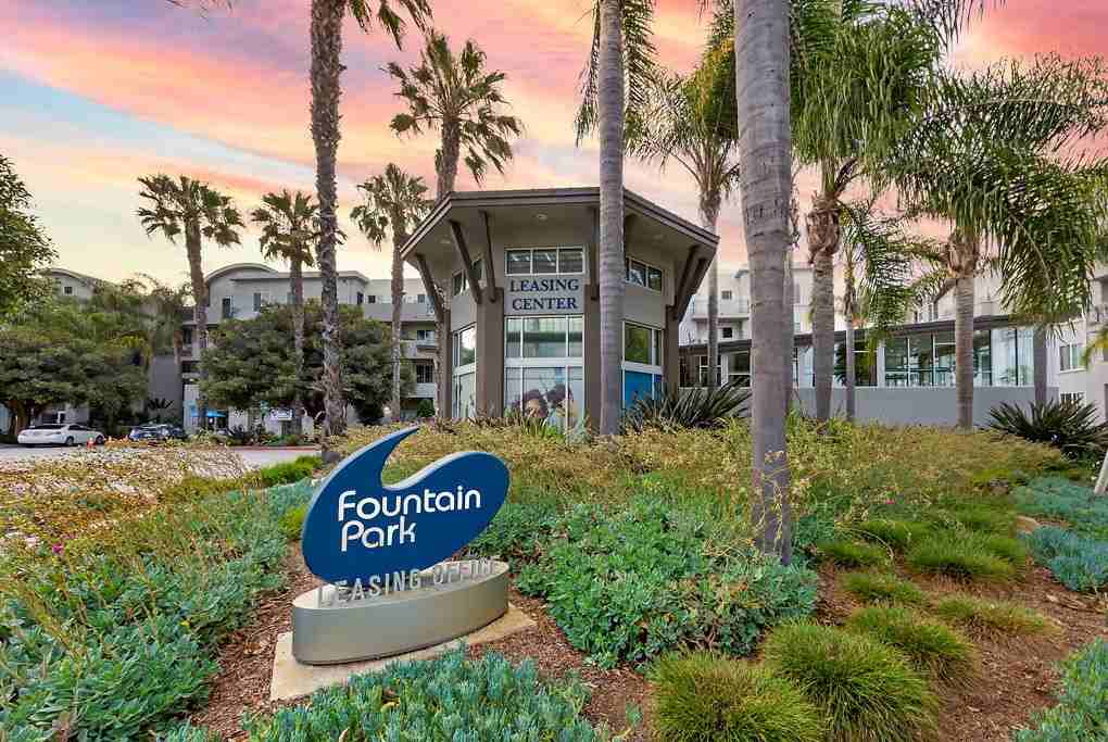 Fountain Park at Playa Vista