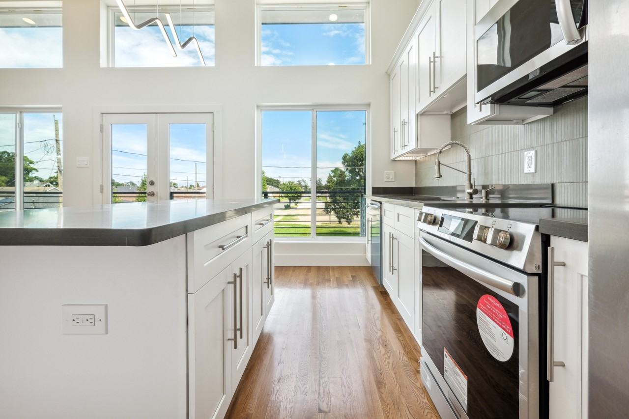 428 W Solidell St #A - Photo 4 of 26