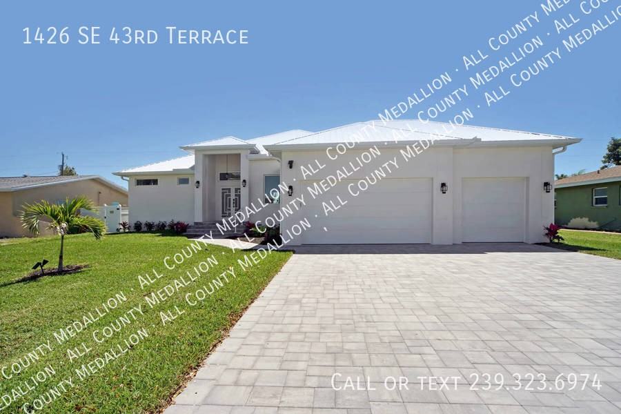 1426 Se 43rd Ter - Photo 2 of 35