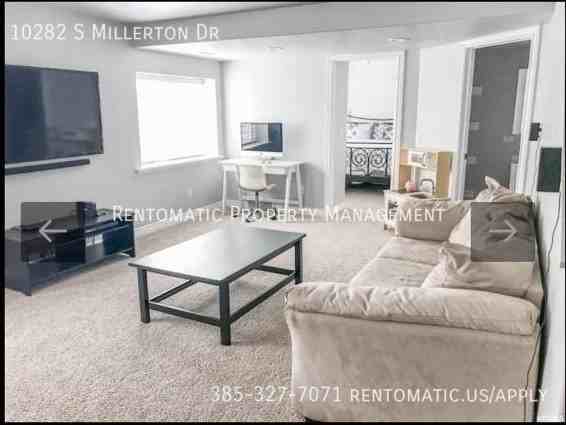 10282 S Millerton Dr - Photo 4 of 10