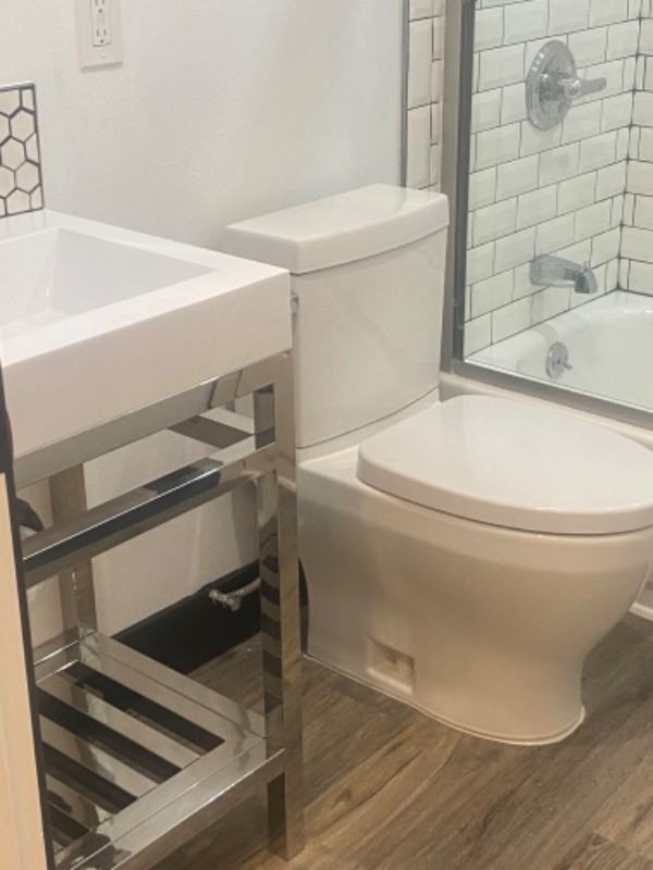 5712 Lewis Ave #B - Photo 3 of 8