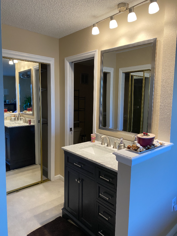 7990 S Poplar Way - Photo 3 of 10