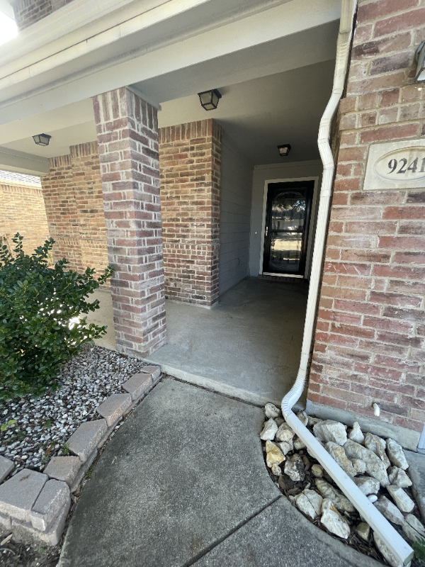 9241 Conestoga Dr - Photo 2 of 20