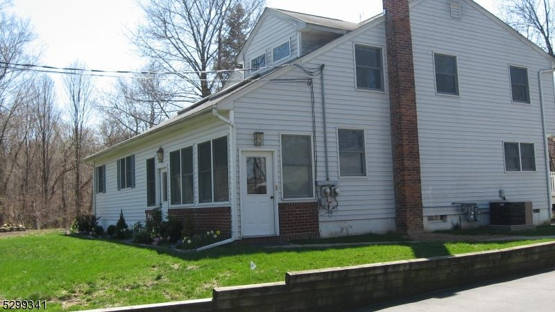 206 Ryerson Rd #2 - Photo 2 of 16