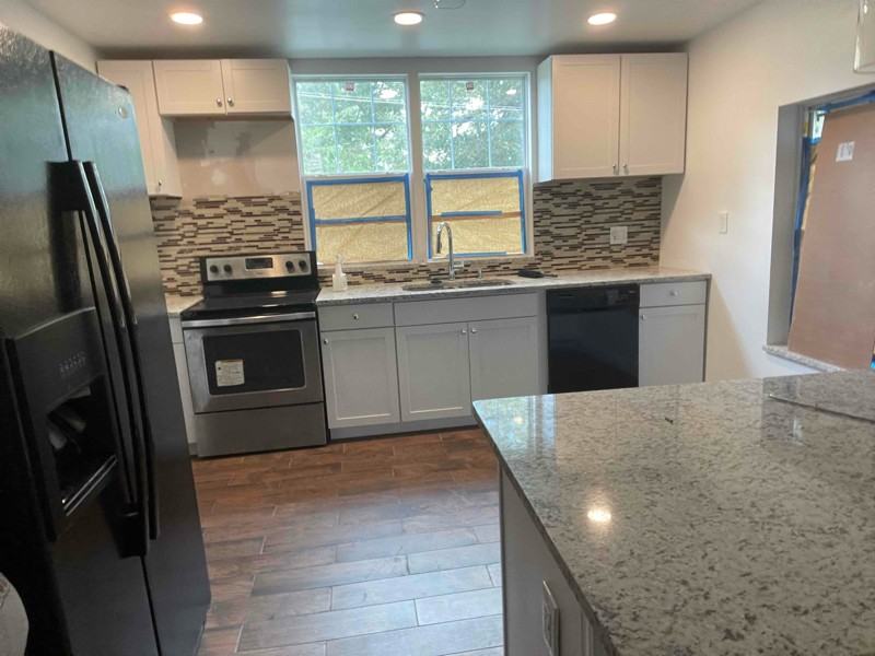 2 Houston Ave - Photo 2 of 10