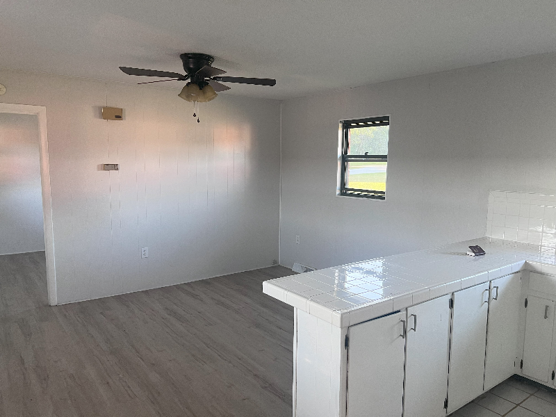 56 Railroad St #8 - Photo 2 of 5