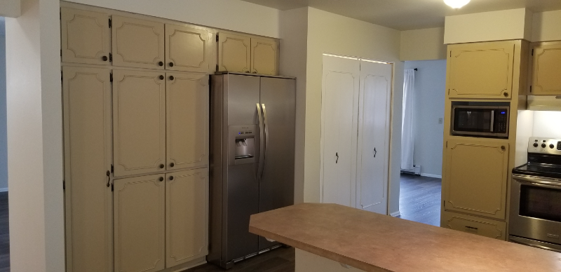 3420 Clubheights Dr - Photo 3 of 19