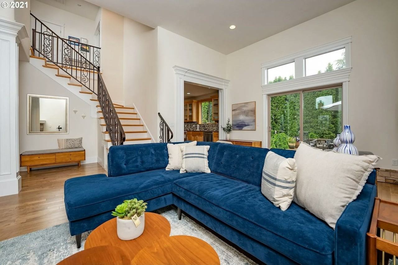 7484 SW 194th Terrace - Photo 3 of 31