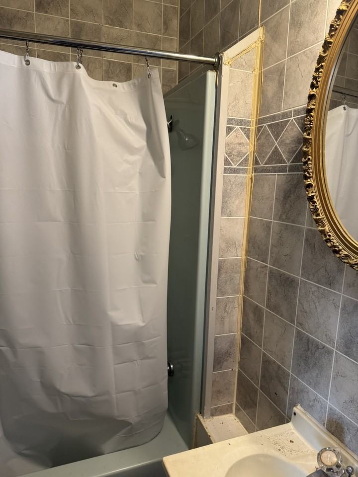 304 Lansing Street - Photo 2 of 6