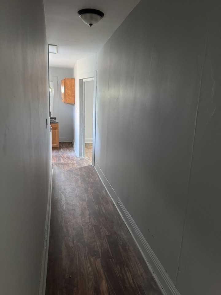 304 Lansing Street - Photo 3 of 6