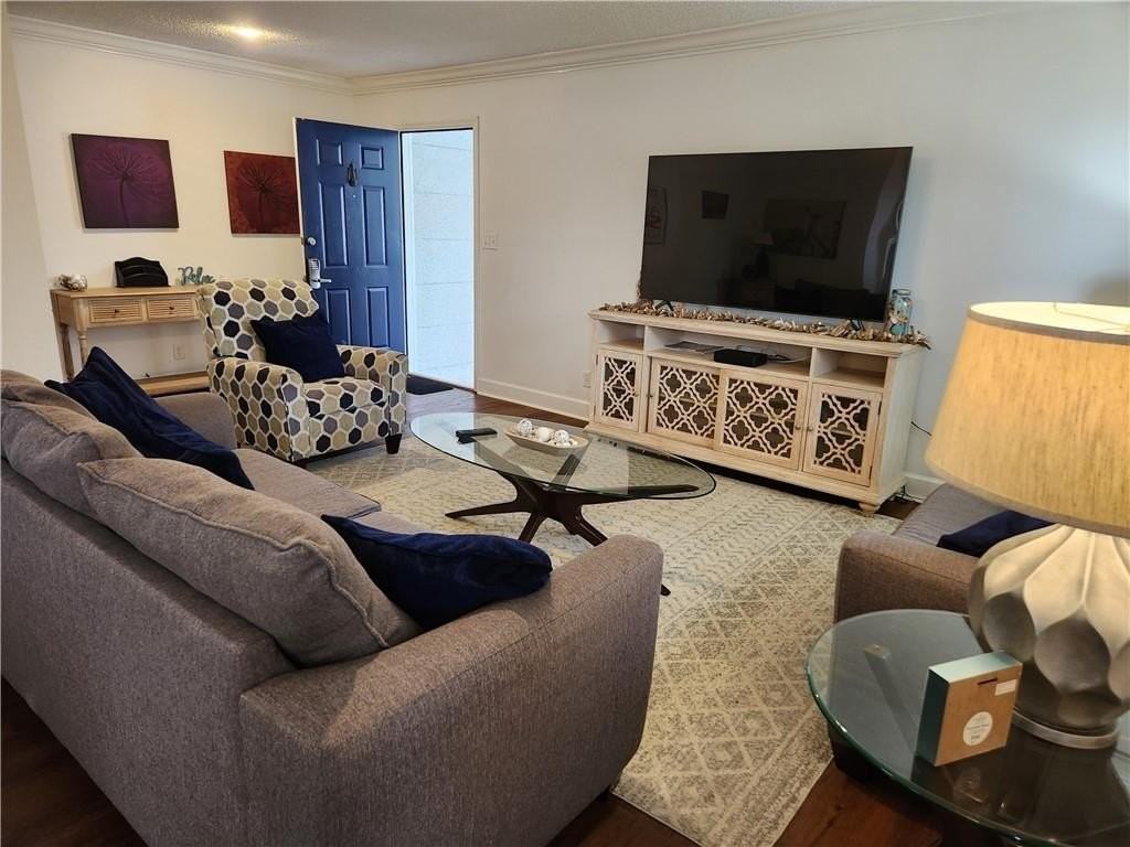 102 E Island Square Dr #102 - Photo 4 of 20