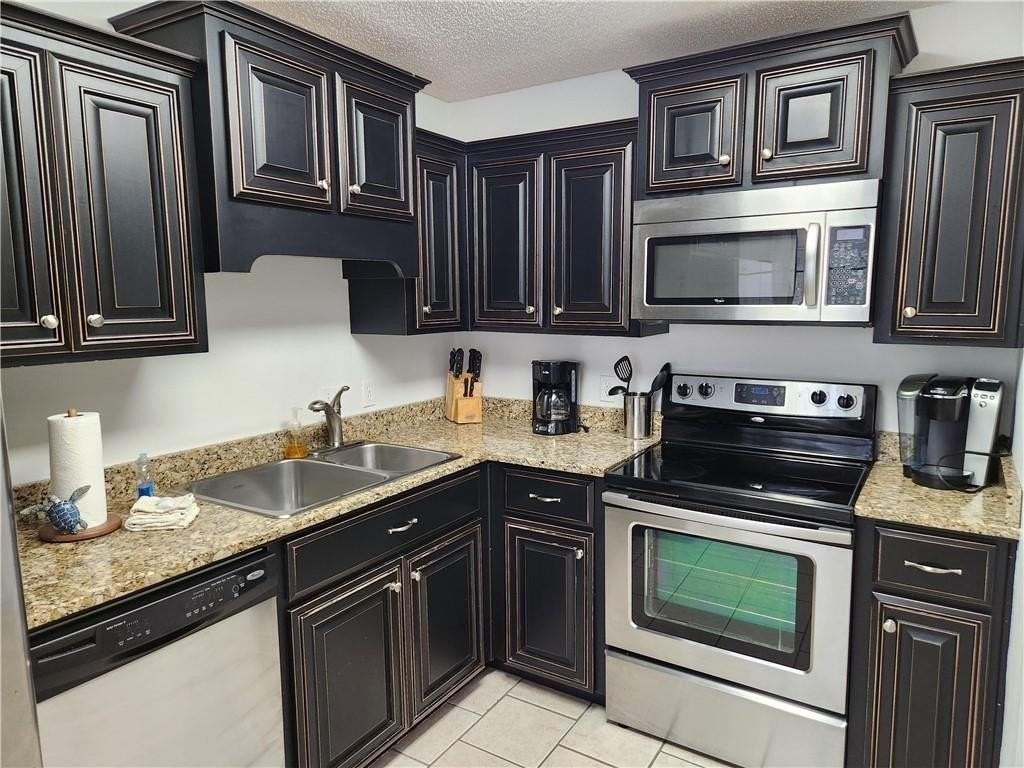 102 E Island Square Dr #102 - Photo 7 of 20