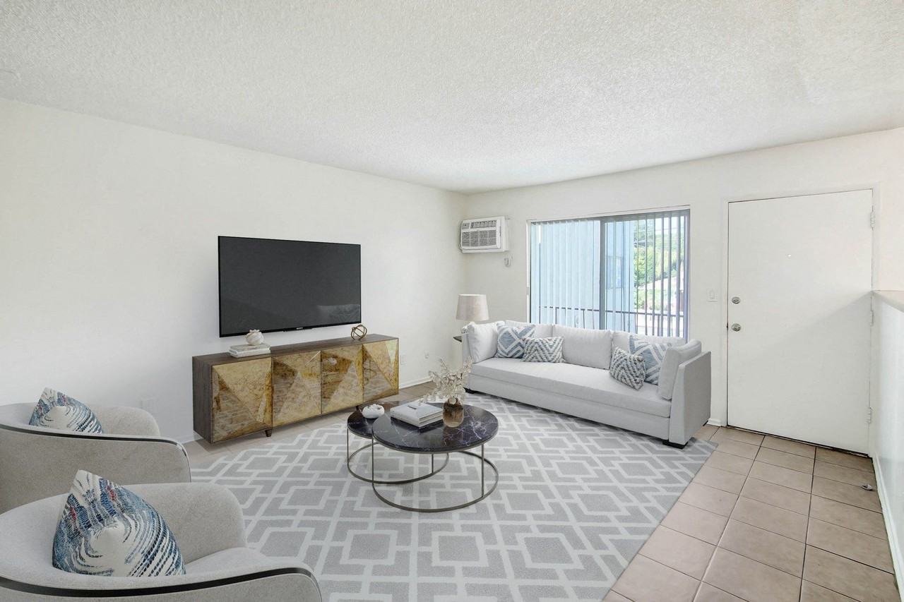 Windsor Arms - Photo 3 of 22