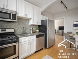 2323 N Rockwell St #C3 - Photo 1 of 1