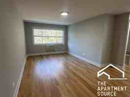 featured image of 696 Elm Pl #306