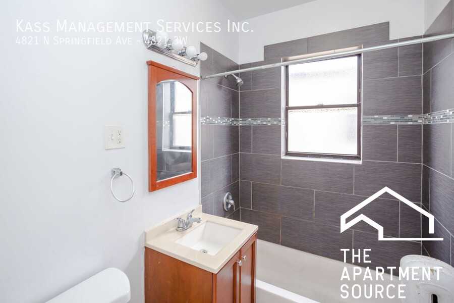 4816 N Springfield Ave #5 - Photo 6 of 7