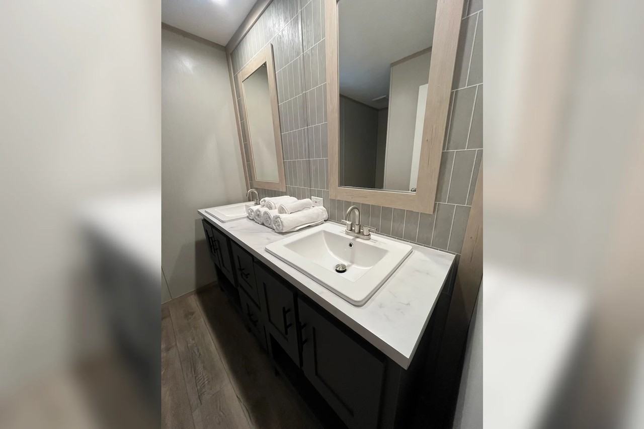 16229 N State Highway 34 - Photo 2 of 6