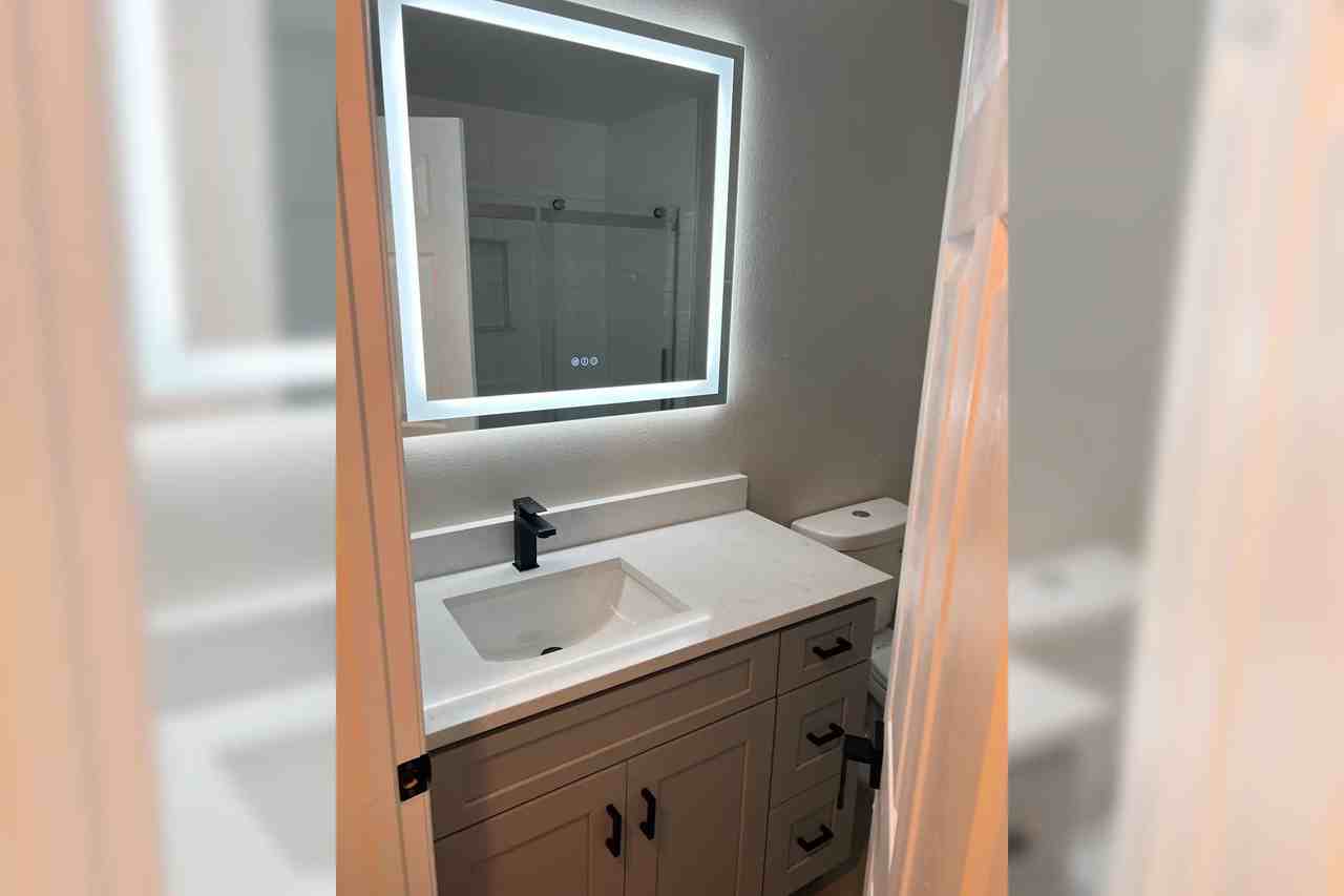 10020 Richardson Ct - Photo 2 of 24