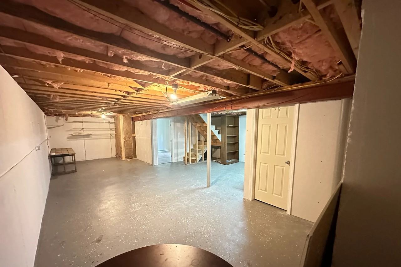 42 Captain Vinal Way - Photo 2 of 5