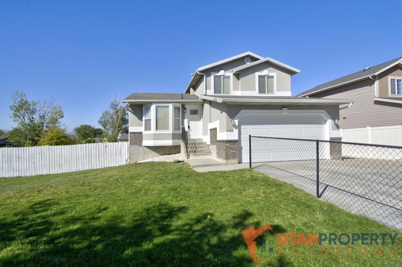 6528 Southwest - Photo 3 of 24