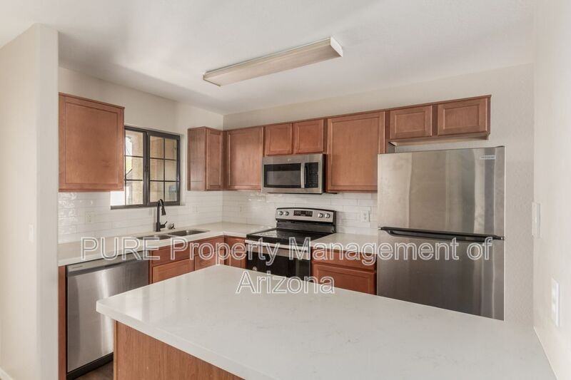 455 S Mesa Dr - Photo 6 of 50