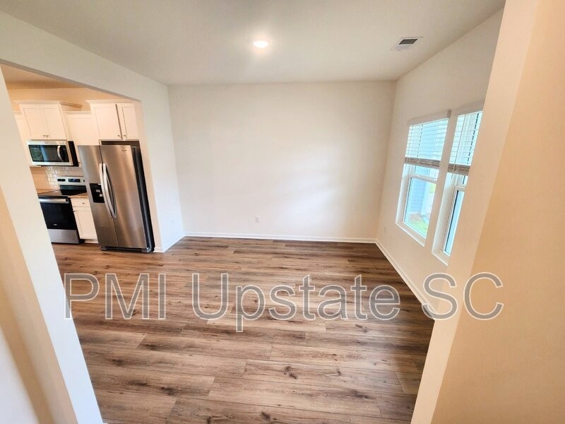 743 Fountainbrook Ln - Photo 5 of 28