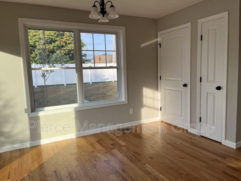 6 Clarendon Way #21 - Photo 6 of 18