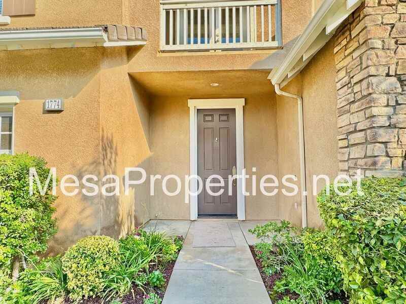 1774 Wright Pl - Photo 4 of 23