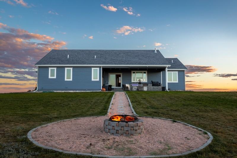 2428 Sunshine Dr - Photo 2 of 50