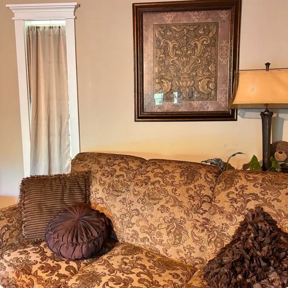 619 Woodland - Photo 2 of 3