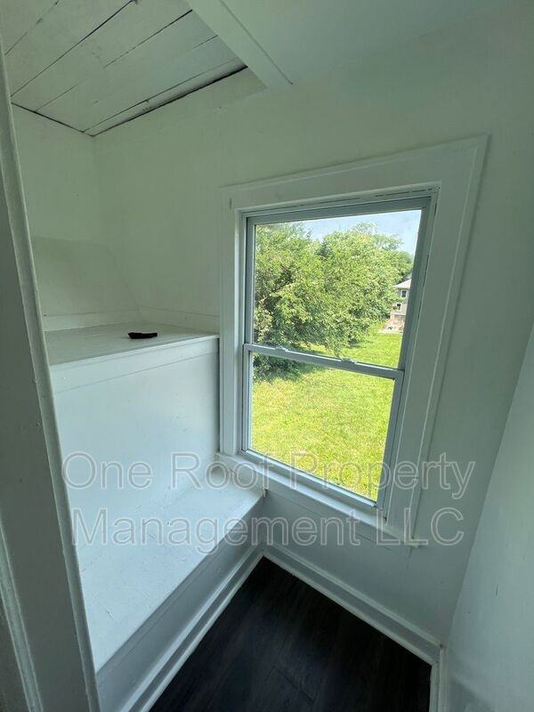 2450 Benton Blvd #B - Photo 7 of 13