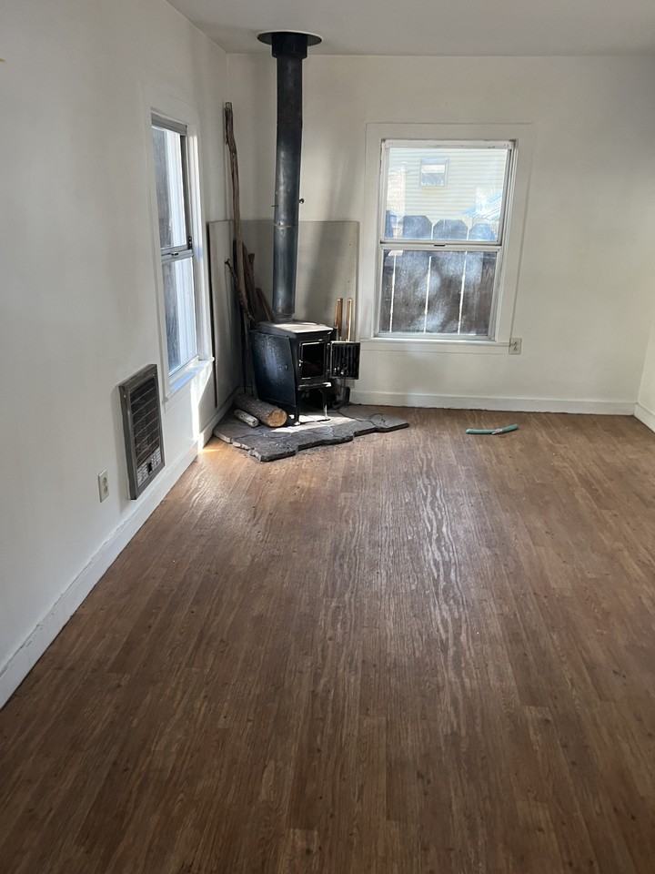 4210 Wells Ave #A - Photo 2 of 8