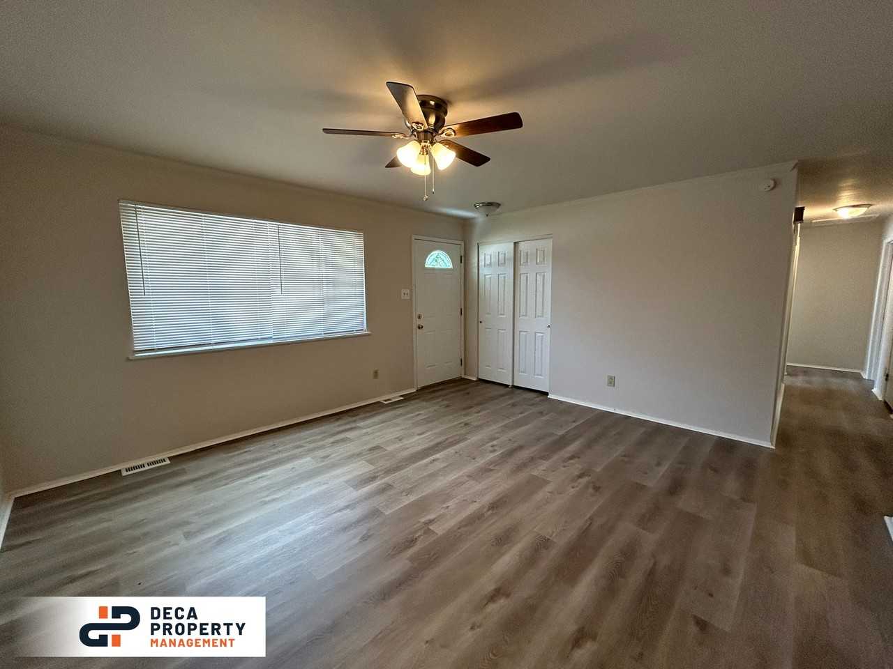 11739 Benedetta Dr - Photo 3 of 18