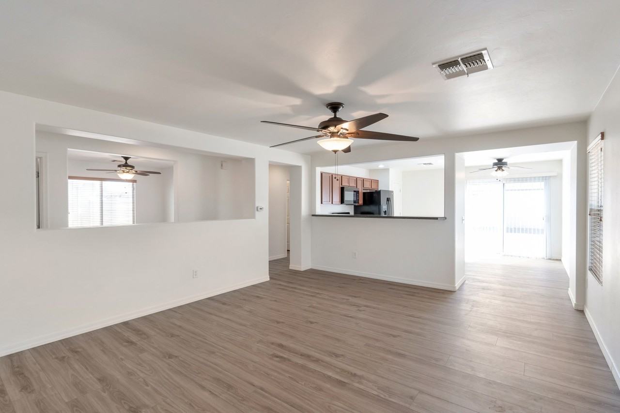 8345 W Redshank Dr - Photo 4 of 24