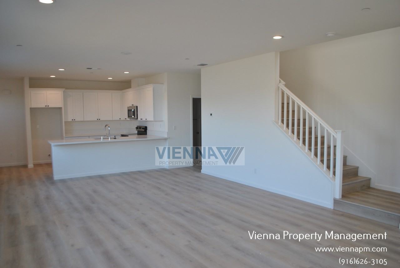 7066 Auburn Blvd - Photo 4 of 26