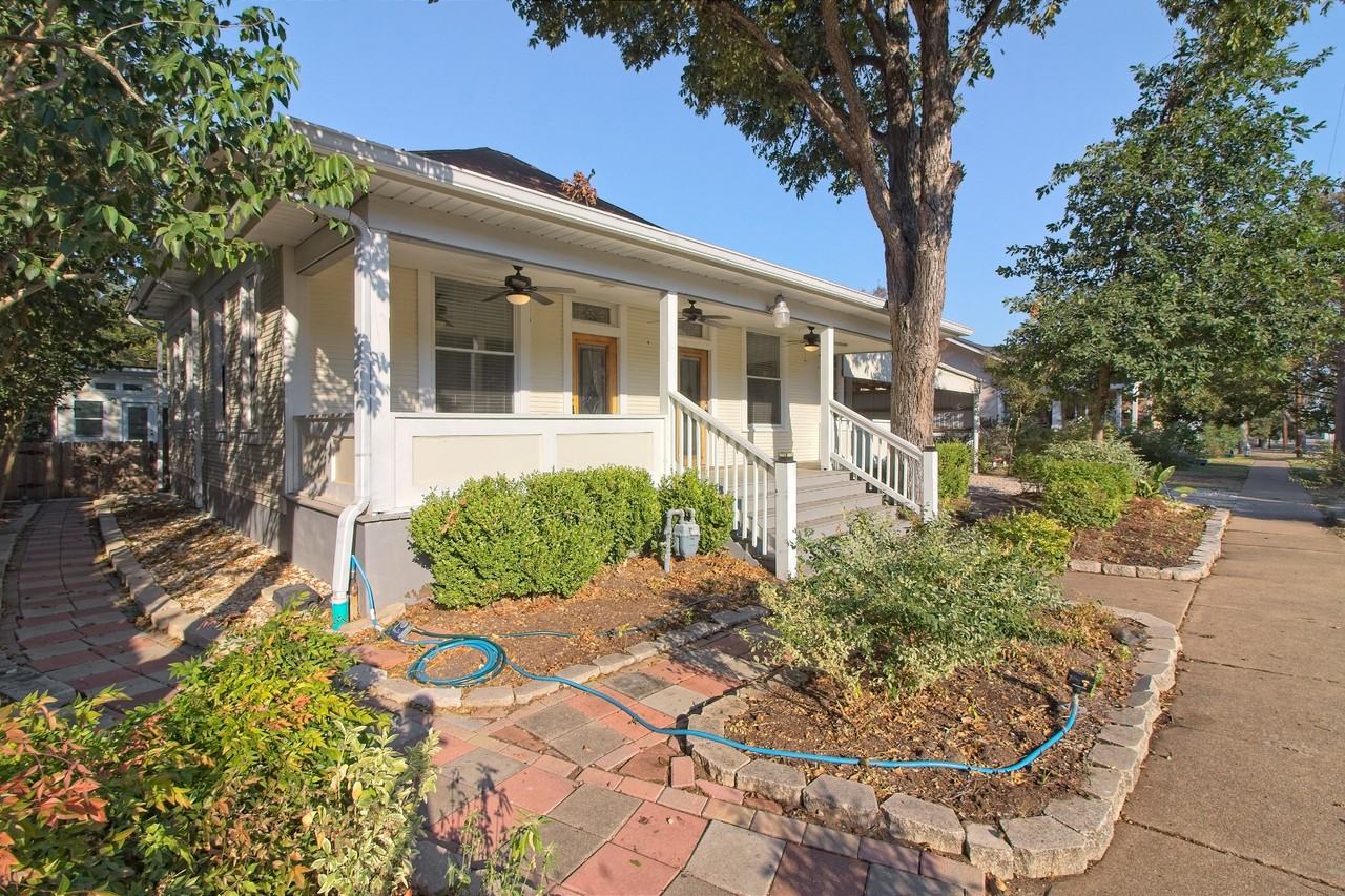1111 Sycamore St - Photo 3 of 40