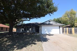 105 Nancy Dr - Photo 1 of 1