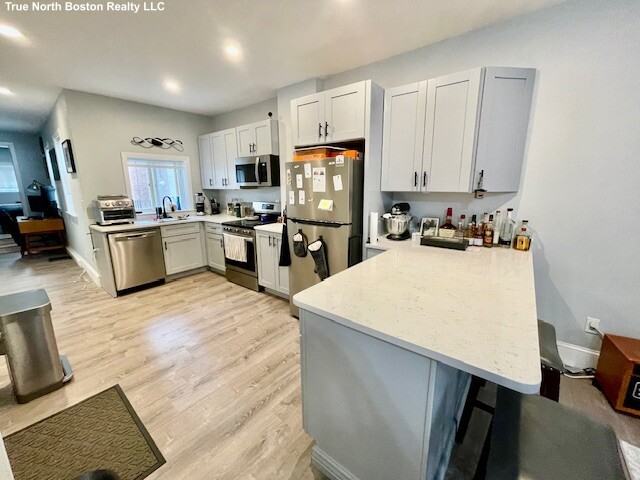 16 Cleveland Pl #2 - Photo 4 of 15