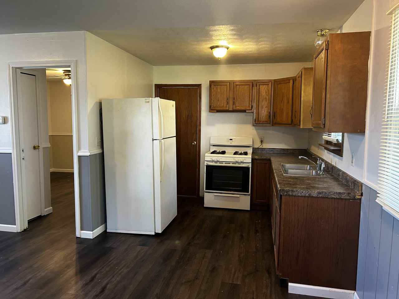 126 Amsler Street #B - Photo 4 of 9