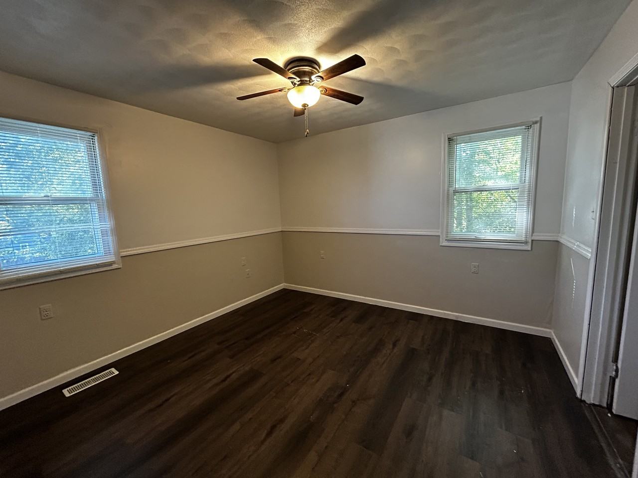 126 Amsler Street #B - Photo 5 of 9