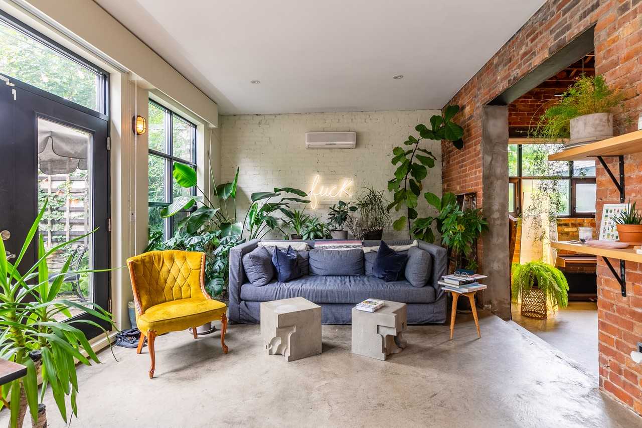 121 Fermanagh Avenue - Photo 3 of 14