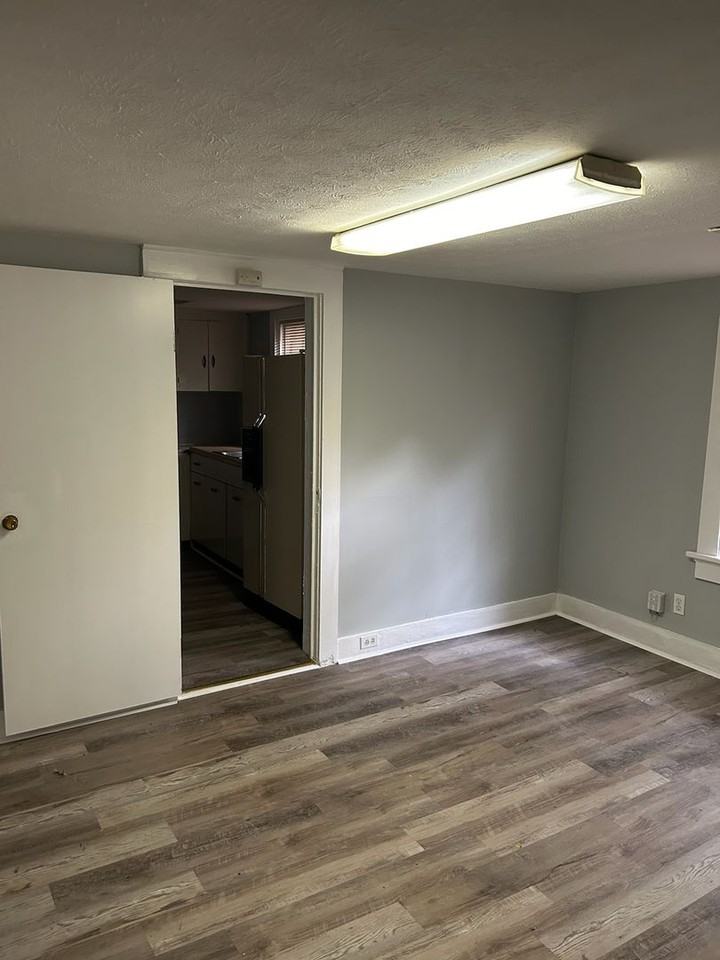 3303 Cherokee Ave - Photo 5 of 9