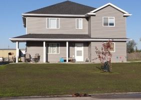 featured image of 609 E Agassiz Cir Se