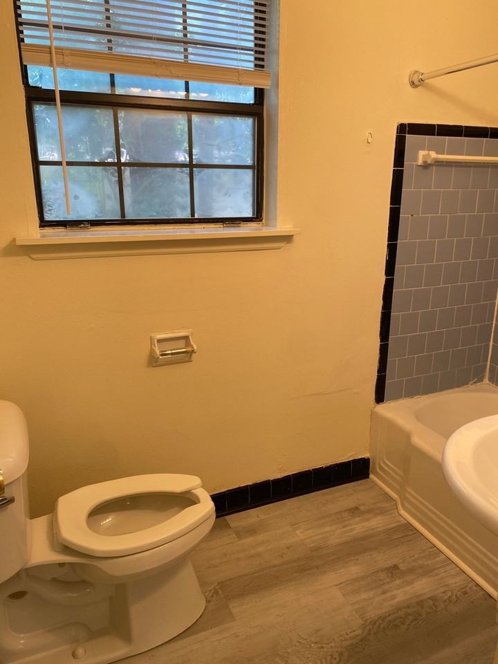 1509 Mayhew St - Photo 5 of 28