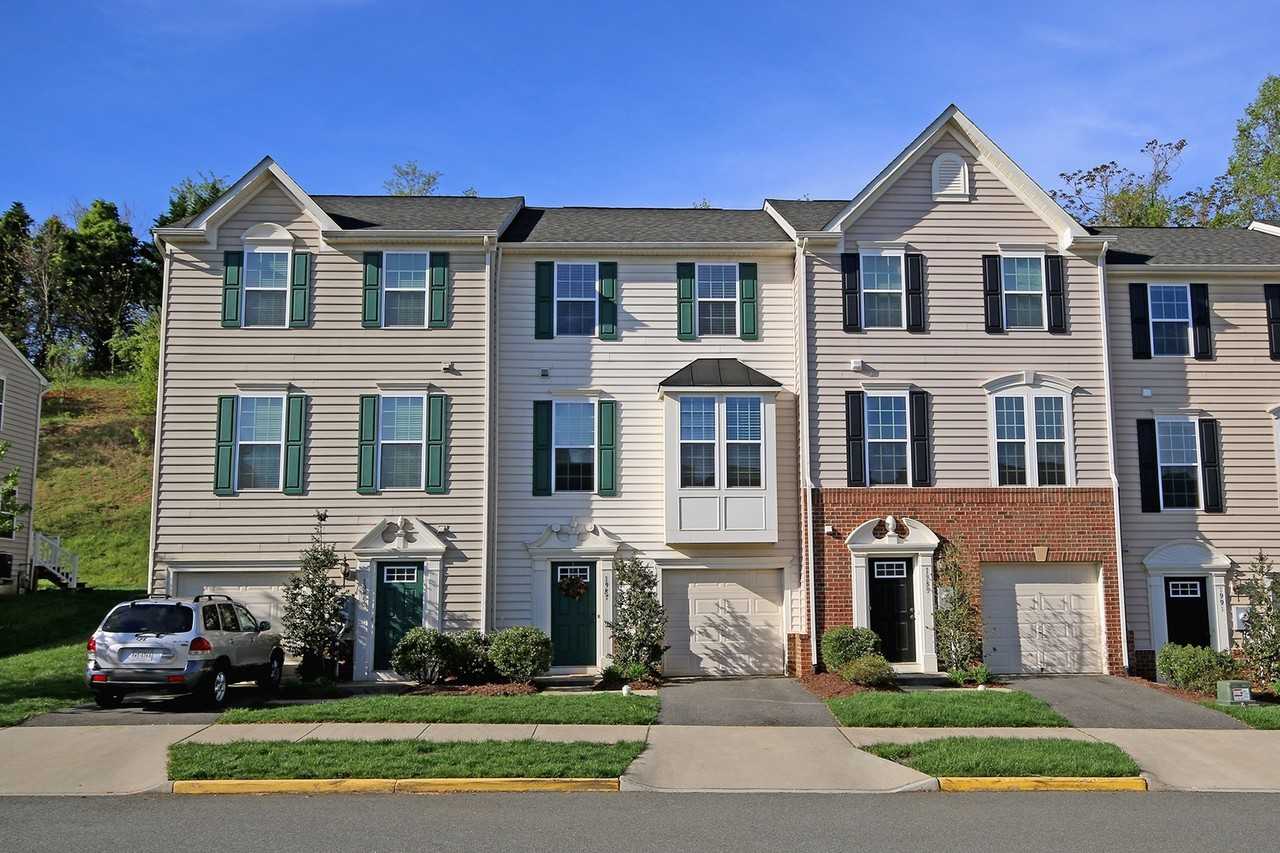 1987 Asheville Dr - Photo 2 of 25