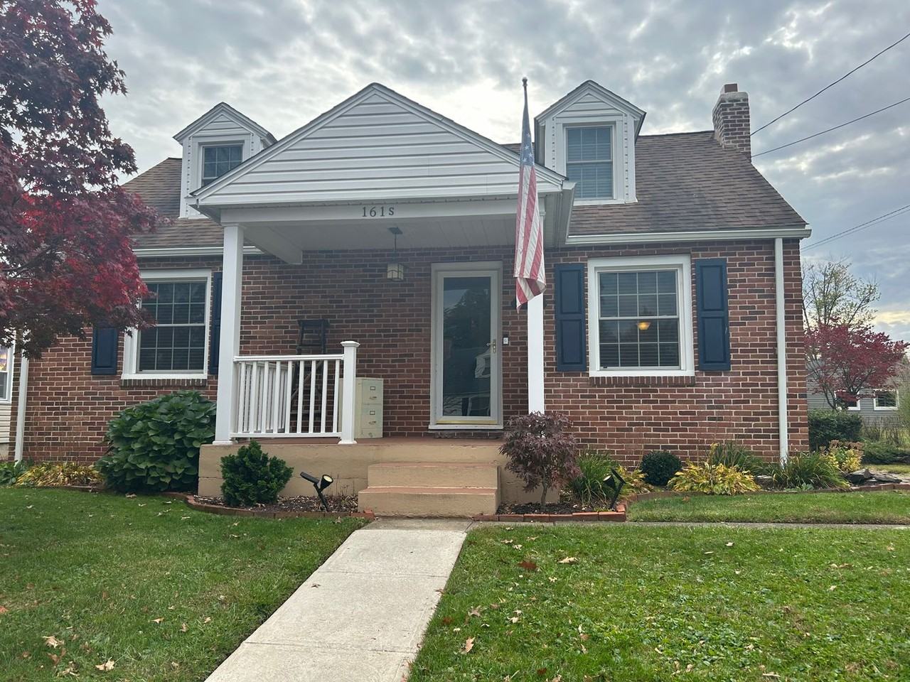 161 S 4th St - Photo 6 of 28